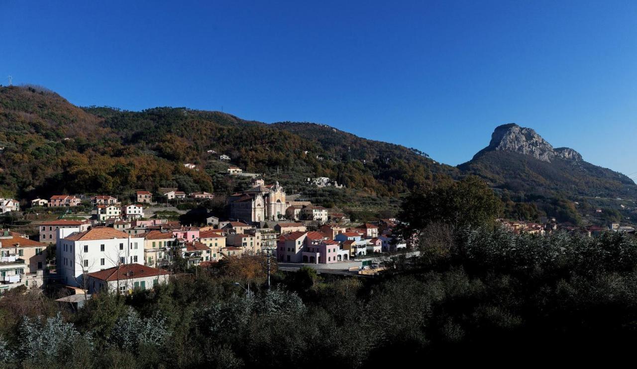 Locanda Piemontese Calice Ligure Exteriör bild